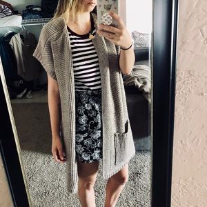 • Johnston & Murphy knit wool poncho •